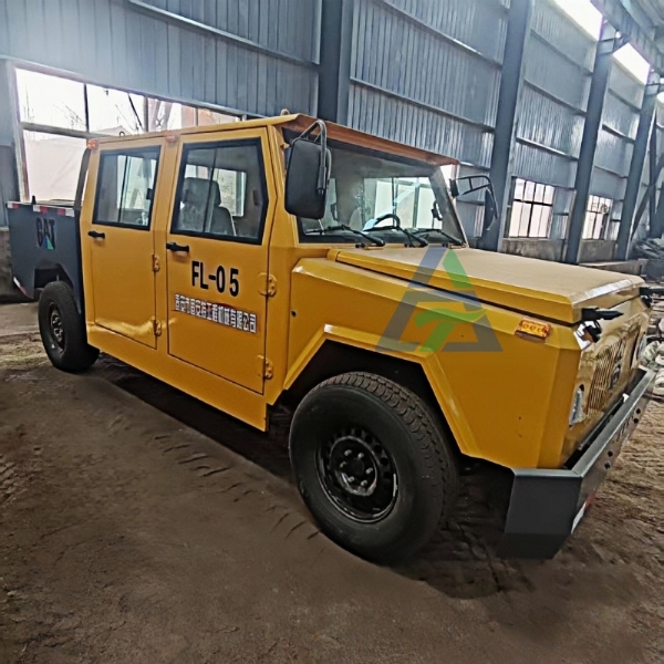 地下无轨物料运输车