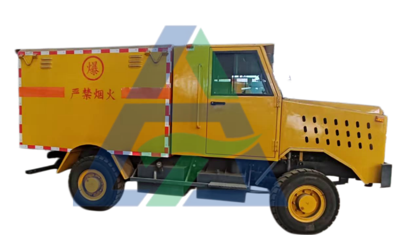无轨爆破器材运输车